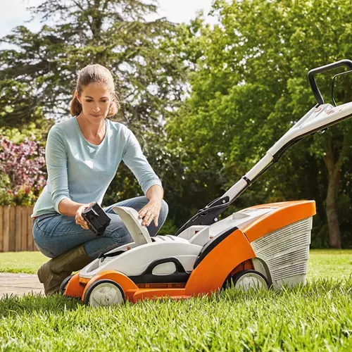 The 3 Best Cordless Lawn Mowers of 2023